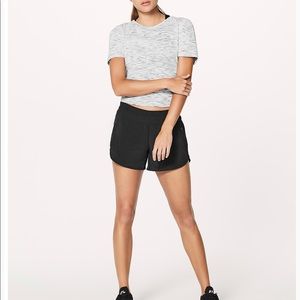 Lululemon tracker shorts